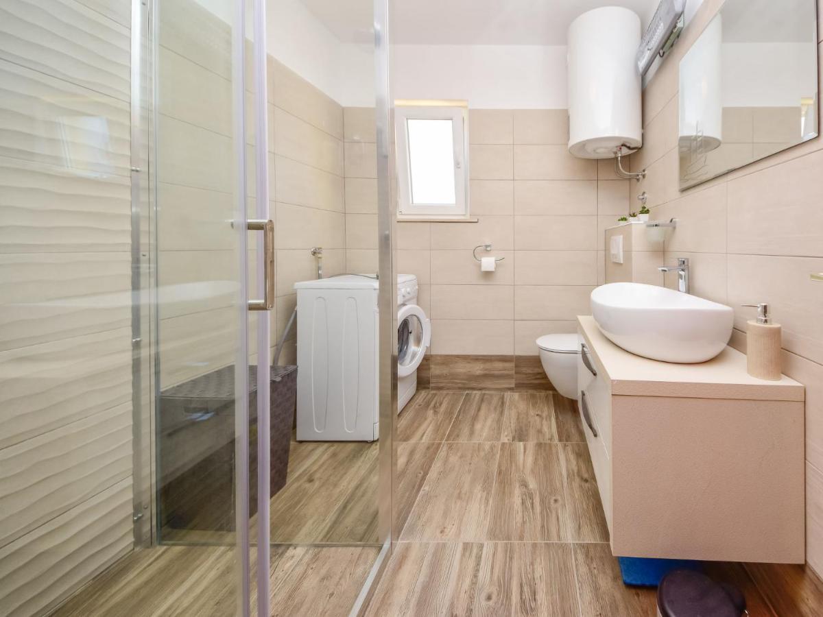 Holiday Home Lolita By Interhome Рачишче Экстерьер фото